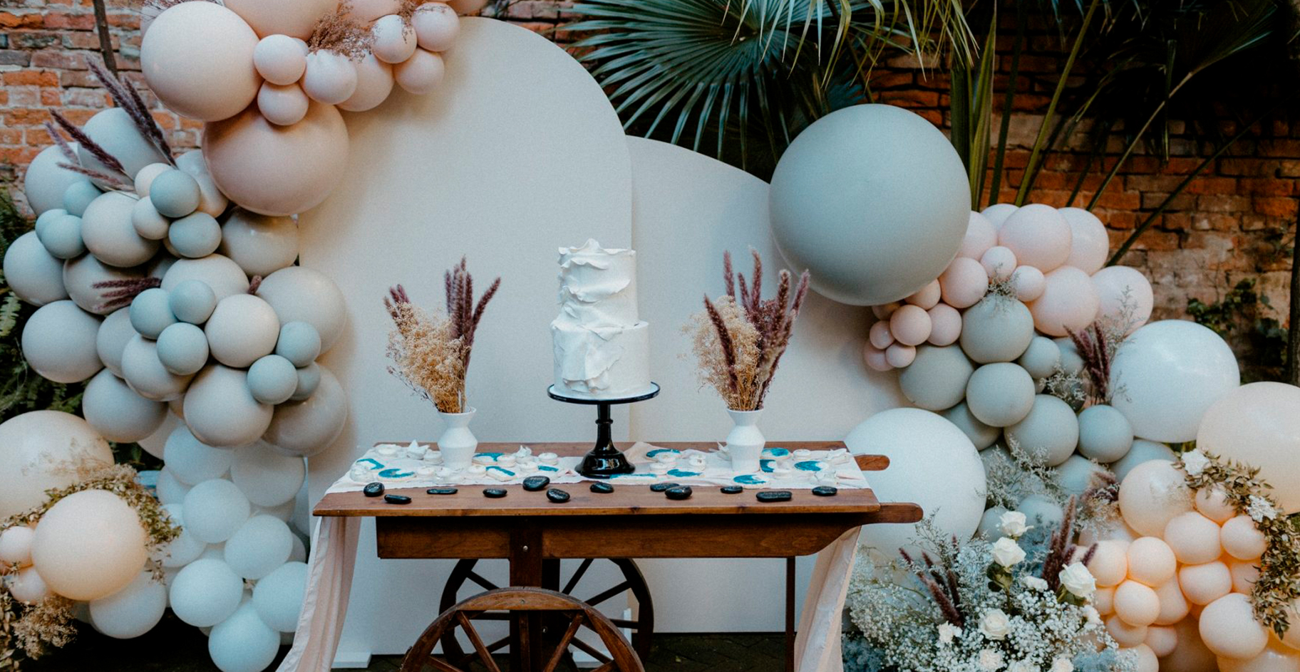 Guía para Decorar tu Boda con Globos: Ideas y Consejos